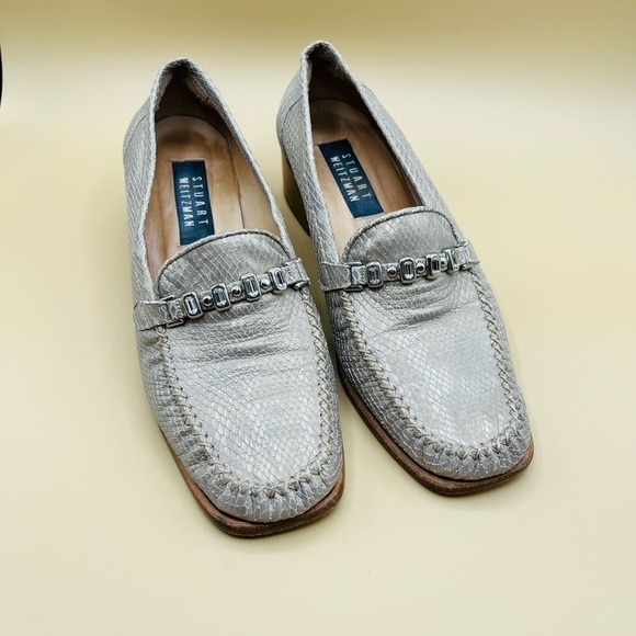 Stuart Weitzman Gold Leather Loafers Size 8.5 - Picture 3 of 9